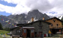 Mont Blanc - Trekking - hotel - schronisko _06