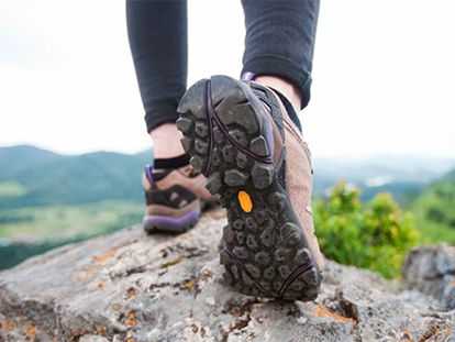 Buty trekkingowe - wpis "Jakie buty w góry latem? Czym się kierować przy wyborze?"