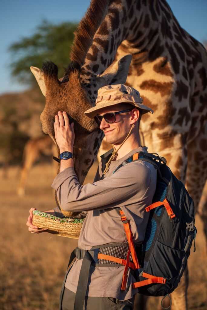 Serval Wildlife Sanctuary – sanktuarium w Sercu Afryki - "bliskie spotkanie" z groźną żyrafą :) | Blog Podróżniczy 4challenge.org